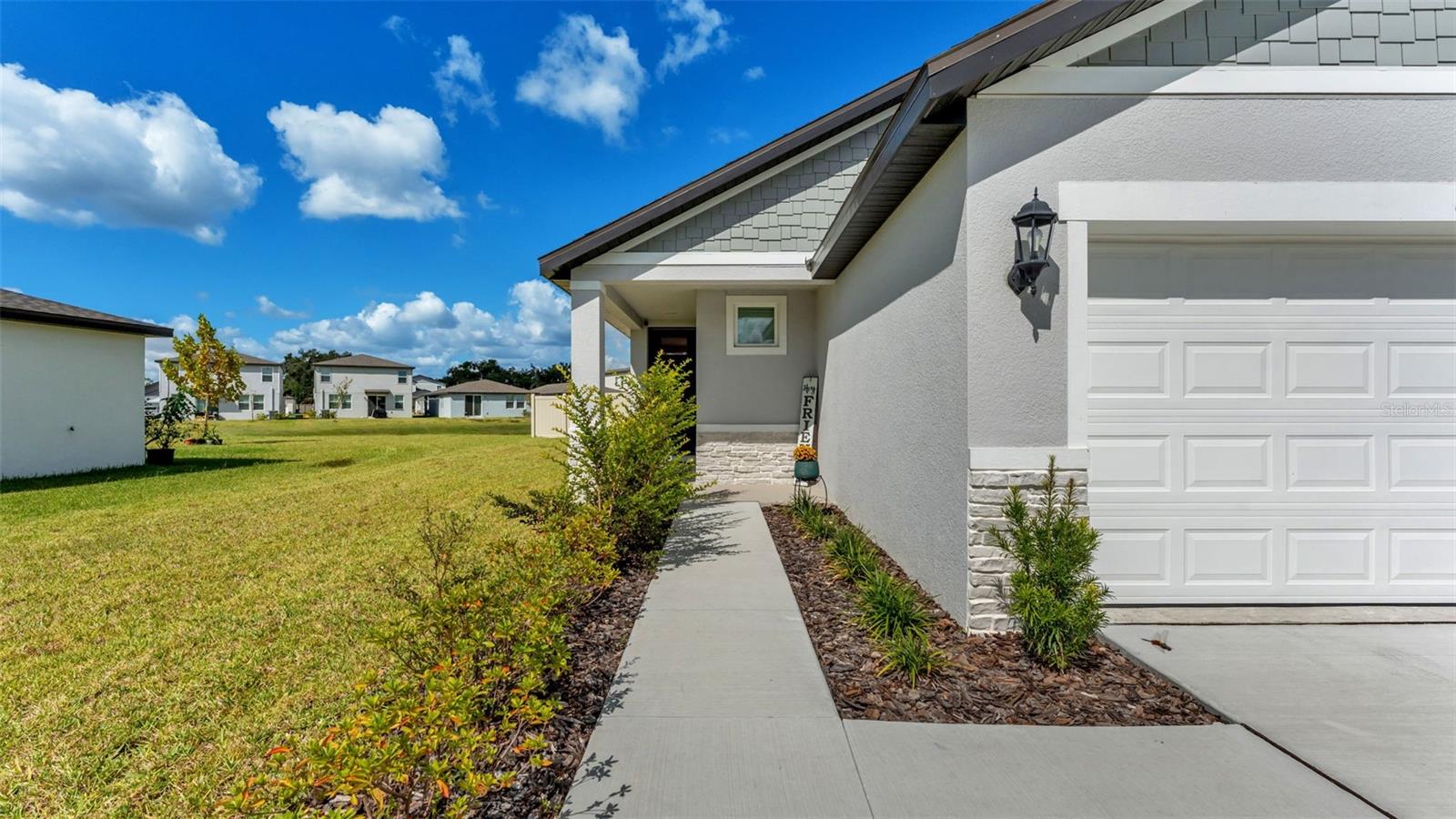 GROVE/STUART XING PH ONE - Residential