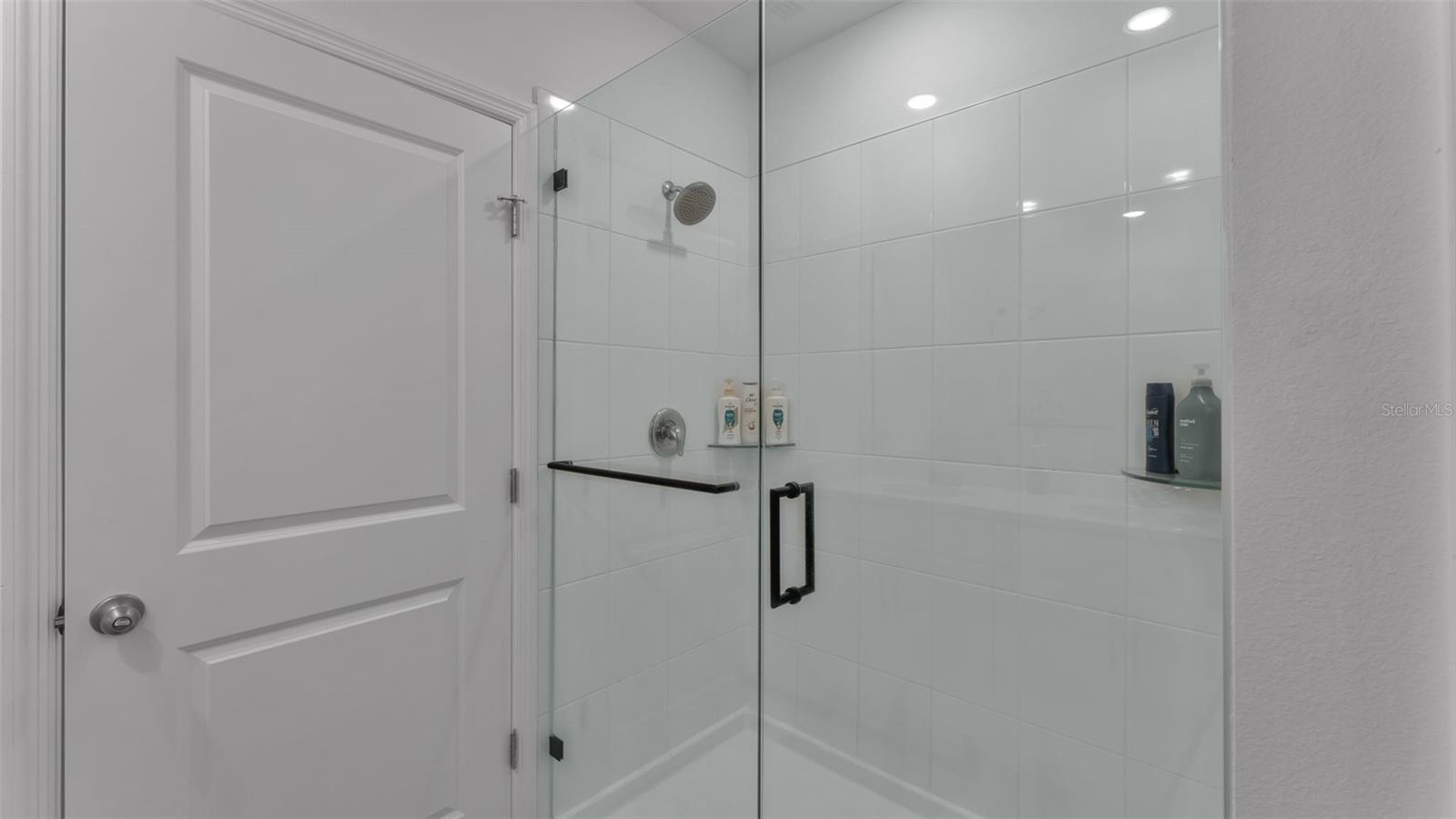 GROVE/STUART XING PH ONE - Residential