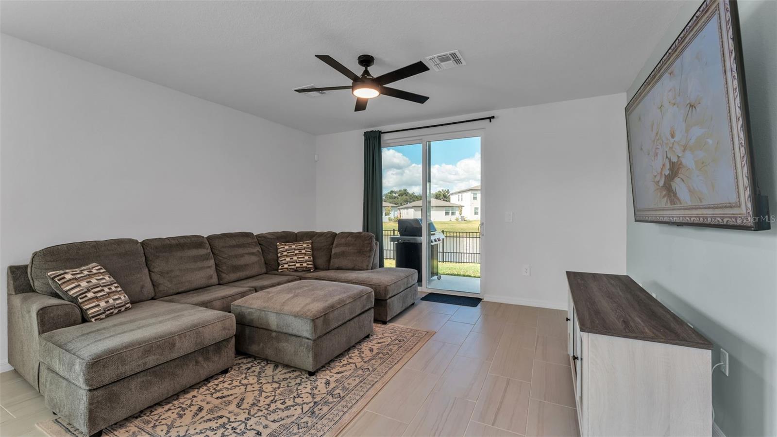 GROVE/STUART XING PH ONE - Residential