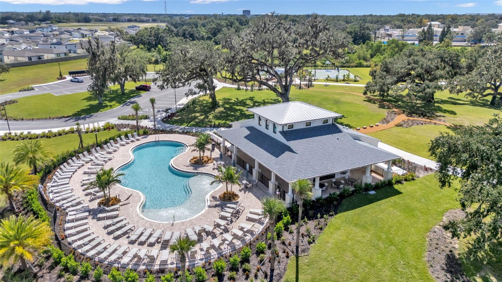 GROVE/STUART XING PH ONE - Residential