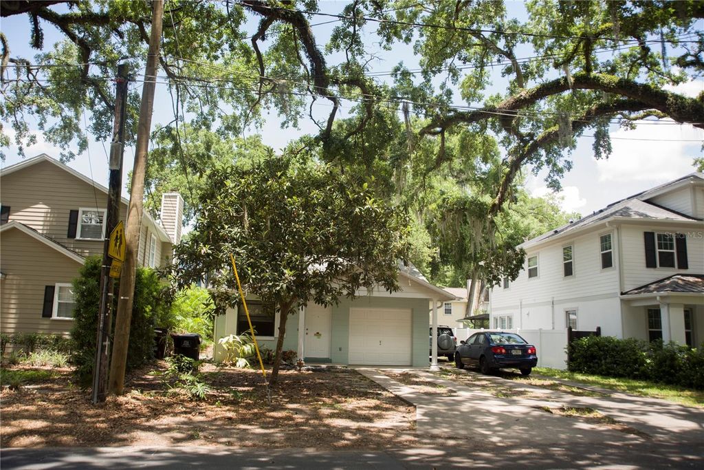 Photo of 217 Emory Place, Orlando, FL 32804 (MLS # G5112783)