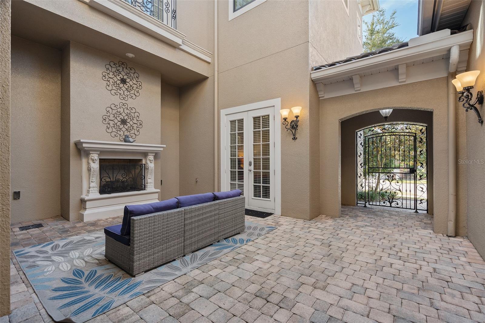 REUNION WEST VLGS NORTH - Residential