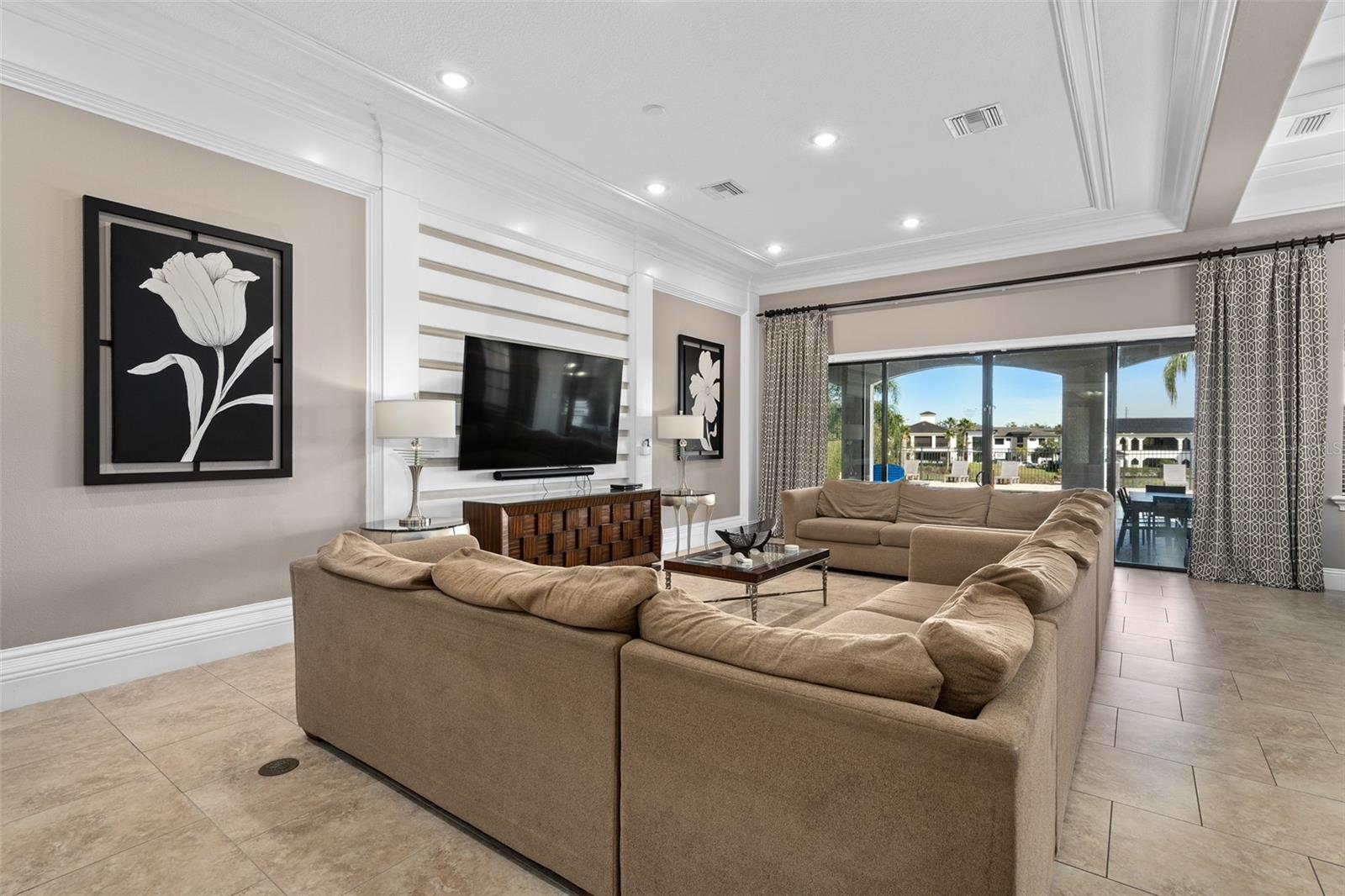 REUNION WEST VLGS NORTH - Residential