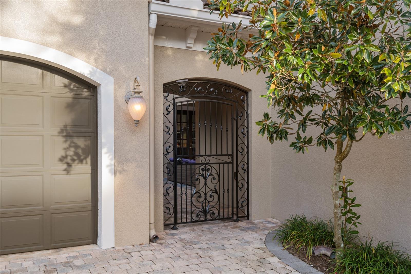 REUNION WEST VLGS NORTH - Residential