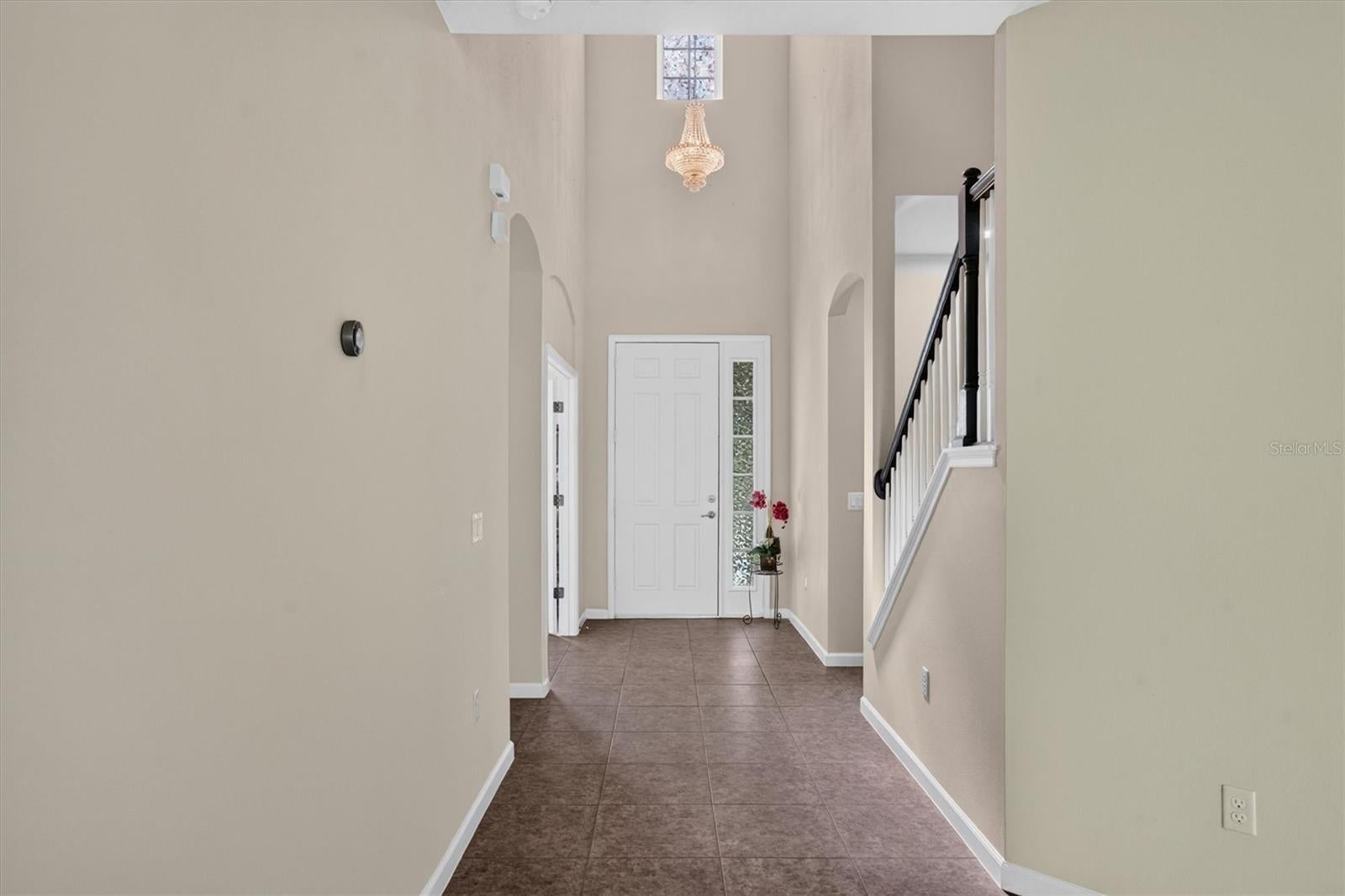 Casas a venda 3 - Jen Dantas 2315 NATOMA BOULEVARD