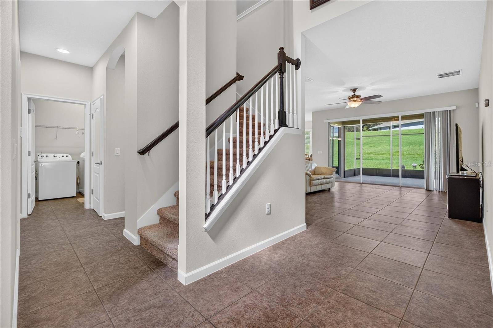 Casas a venda 4 - Jen Dantas 2315 NATOMA BOULEVARD