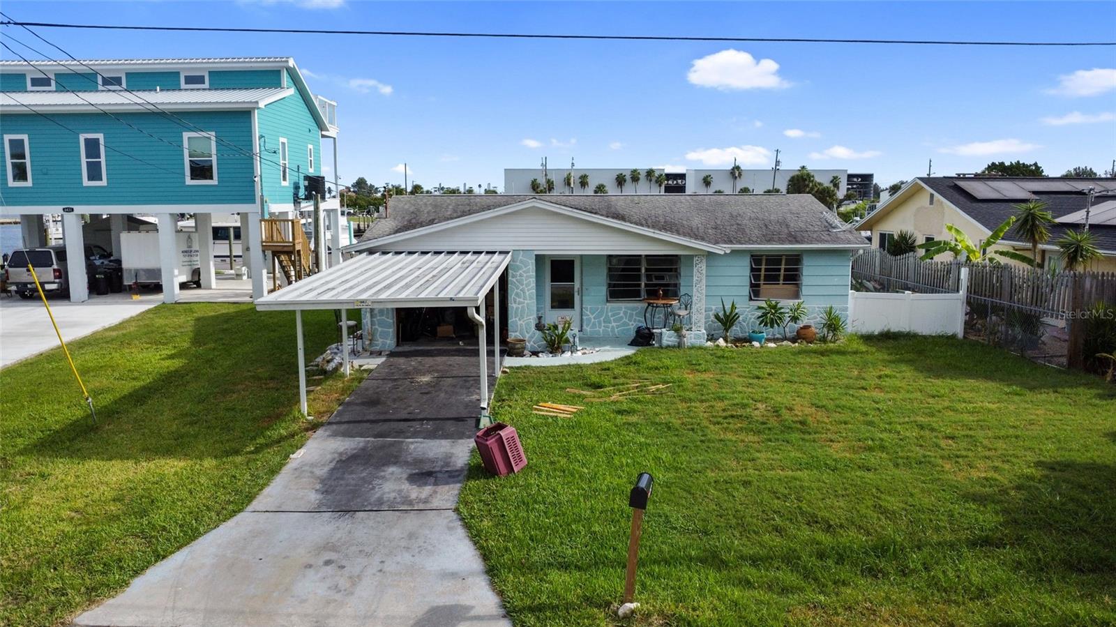 WATERFRONT OPPORTUNITY – WIDE CANAL WITH DEEP WATER DIRECT GULF ACCESS!
Calling all savvy investors, boaters, and waterfront dreamers! This rare find in Hudson Beach Estates offers wide-open Gulf views and direct deep-water Gulf access. Approx. 60 feet of water frontage Nature at its finest – enjoy daily dolphin sightings, bird watching, and spectacular sunsets right from your back patio. Pasco County determined the property to be substantially damaged, buyer to assess rebuild. Value is in the rarely available wide channel deep waterfront lot. Wonderful neighbors, great community in walking distance to Hudson Beach, Sams on the Beach, nostalgic ice cream shop, etc. Property being sold as-is where-is. Buyer to conduct all due diligence.