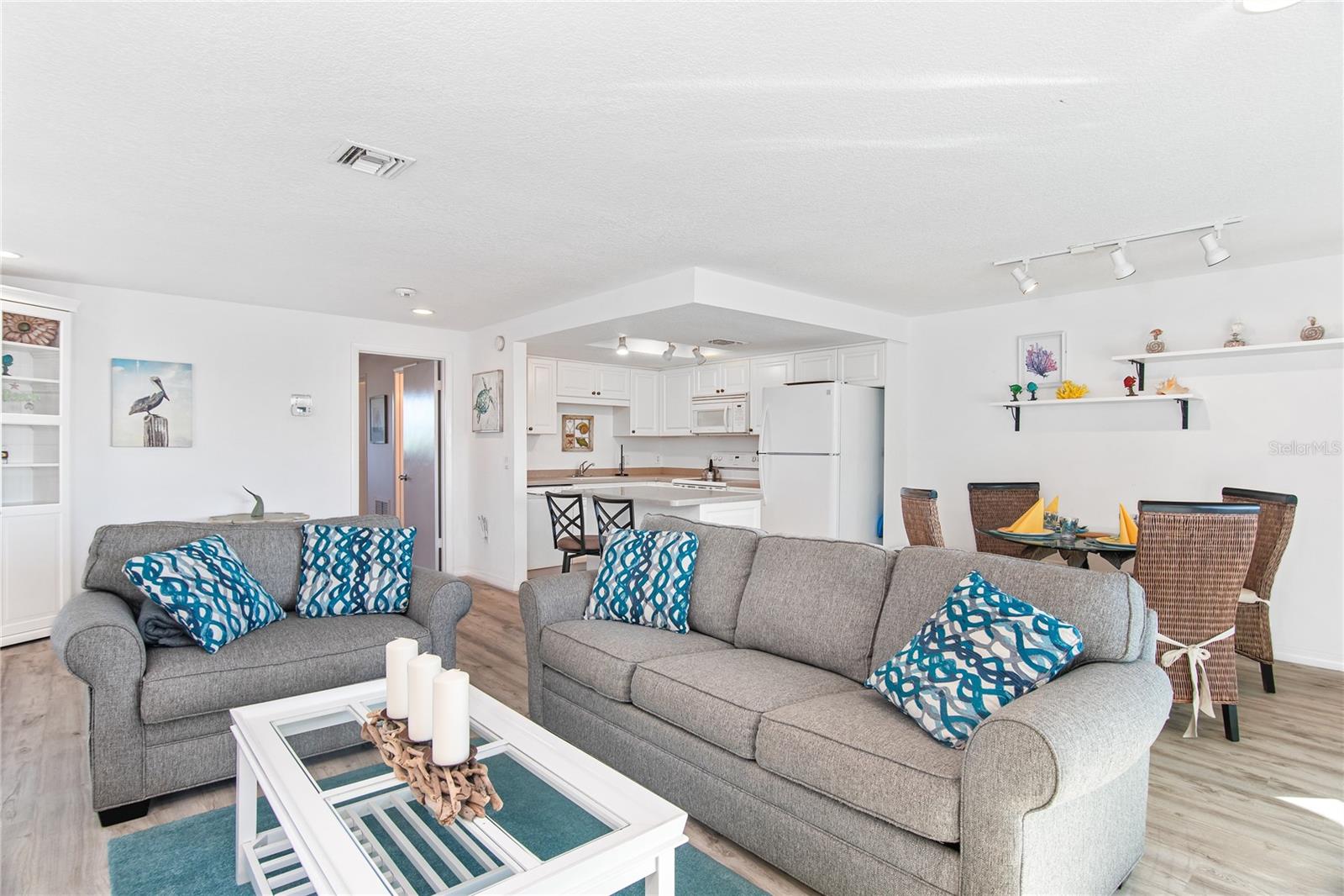 ACREAGE & UNREC - Residential Income