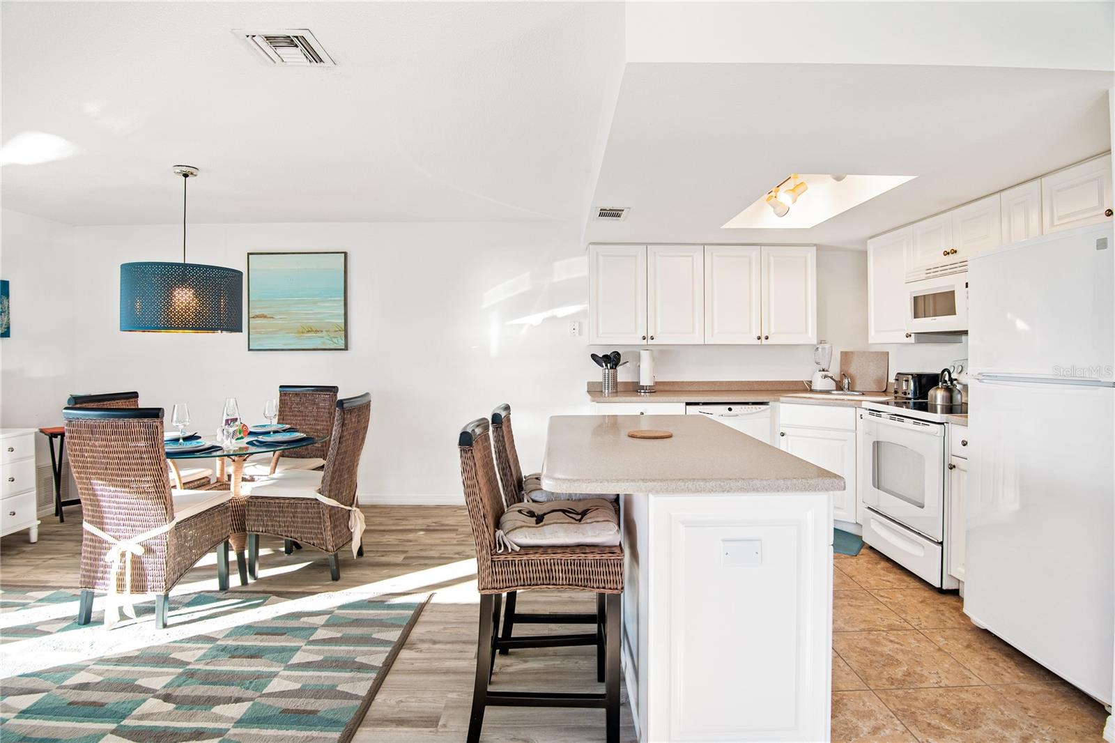 ACREAGE & UNREC - Residential Income