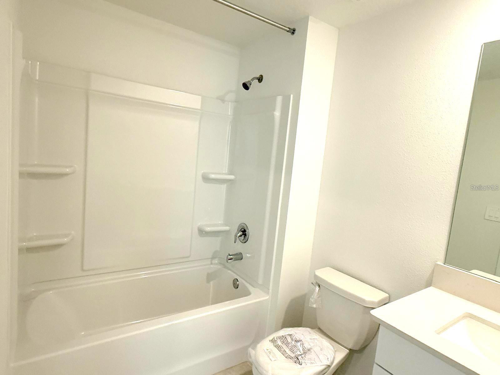 MIRADA TOWNHOMES - Residential Lease