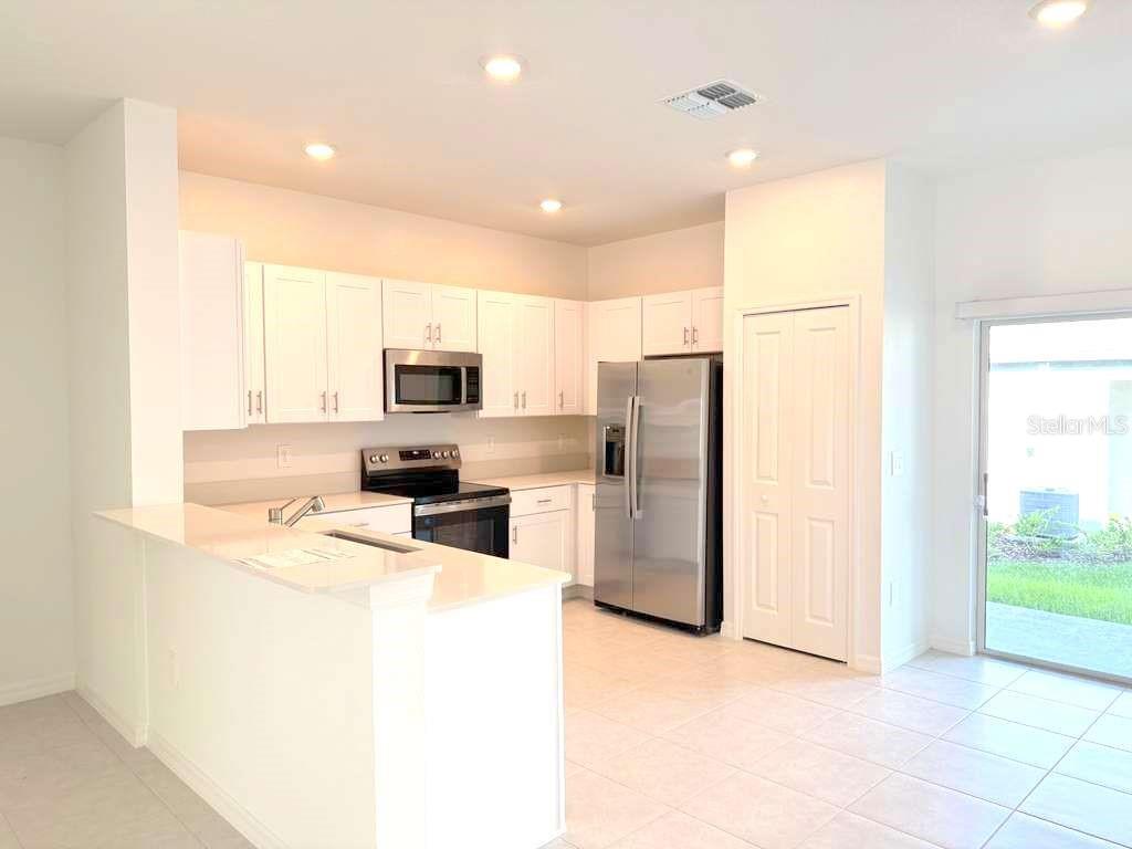 MIRADA TOWNHOMES - Residential Lease