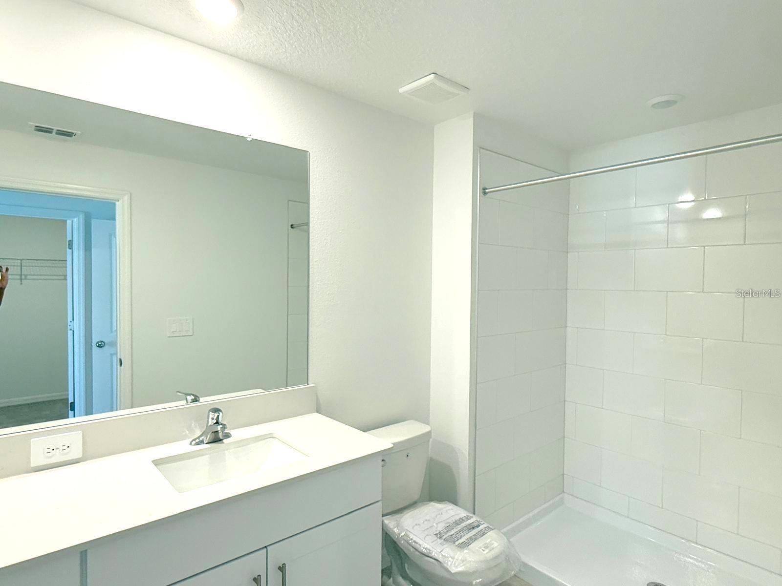 MIRADA TOWNHOMES - Residential Lease