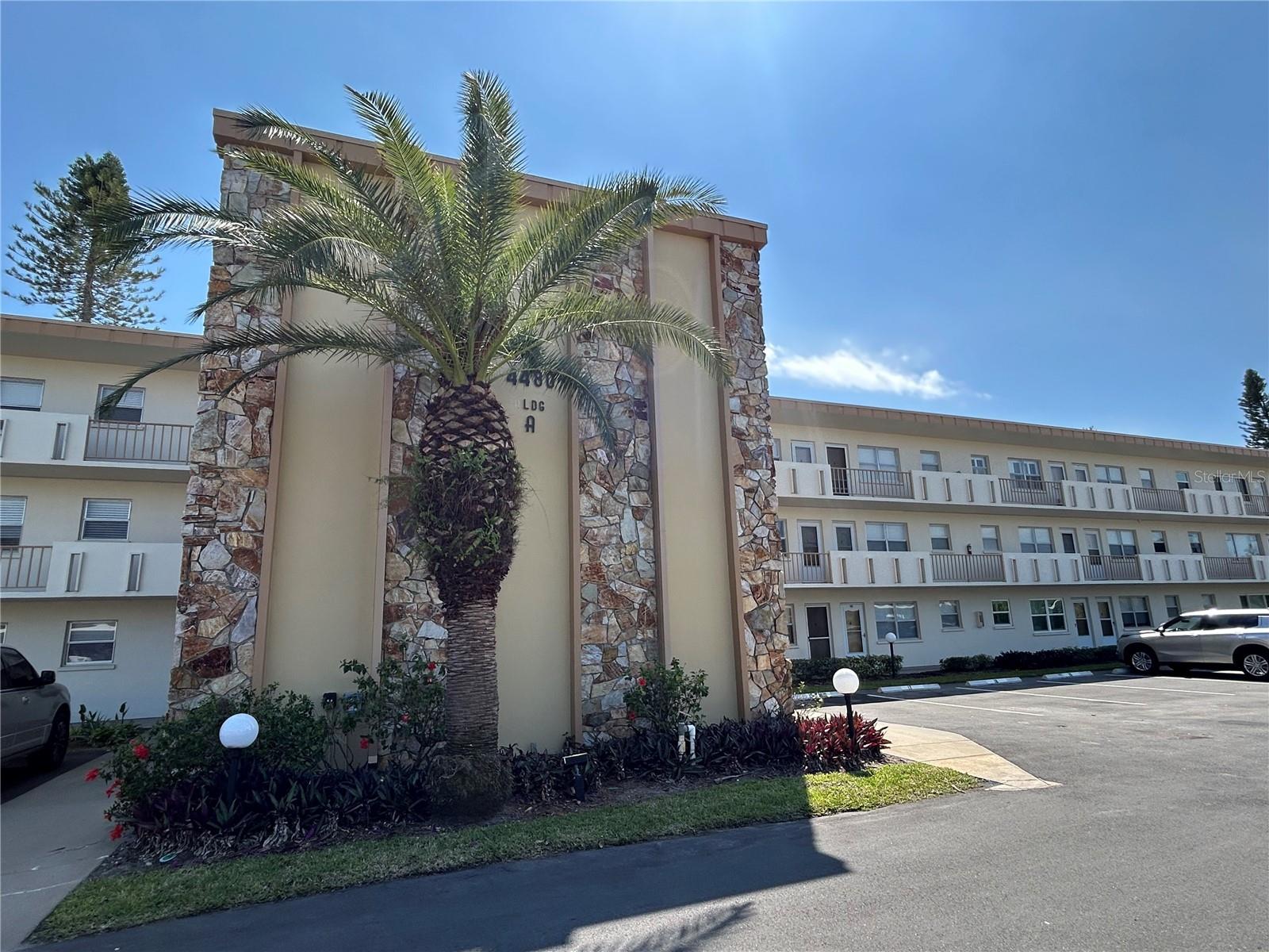 Welcome to the wonderful community of Ironwood! This 1BR/1BA 2nd floor condo is completely remodeled and is being offered turnkey furnished. King Bed, screened in balcony right off the bedroom perfect for your morning coffee. Rent includes: water, trash, sewer, and cable. Pets are not permitted. Right across the road from the pro Golf Shop for the Pinebrook Golf Course. Ironwood is an active community with a heated pool, tennis courts, shuffle board and a clubhouse. Perfect location close to grocery store, shopping, restaurants, and a short drive to the beautiful Gulf beaches. Come make this spectacular condo your new home! Call today to schedule a showing.
PLEASE NOTE THIS IS A 55+ BUILDING.
