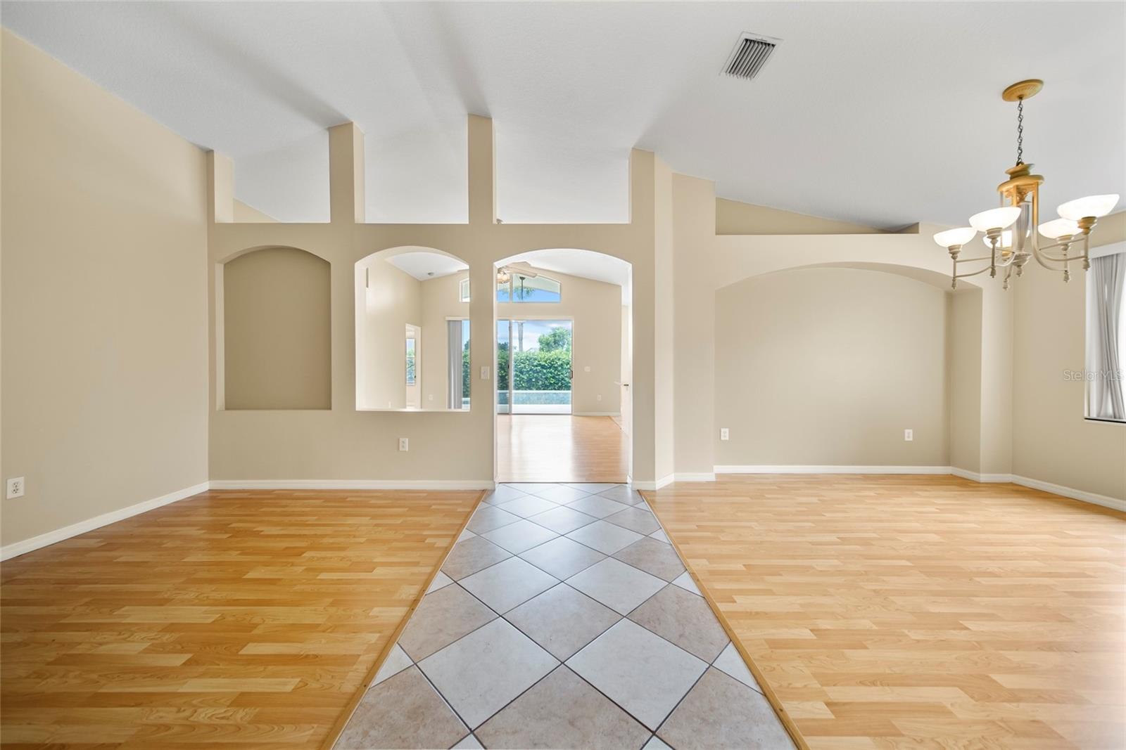 4049 MARLOW LOOP