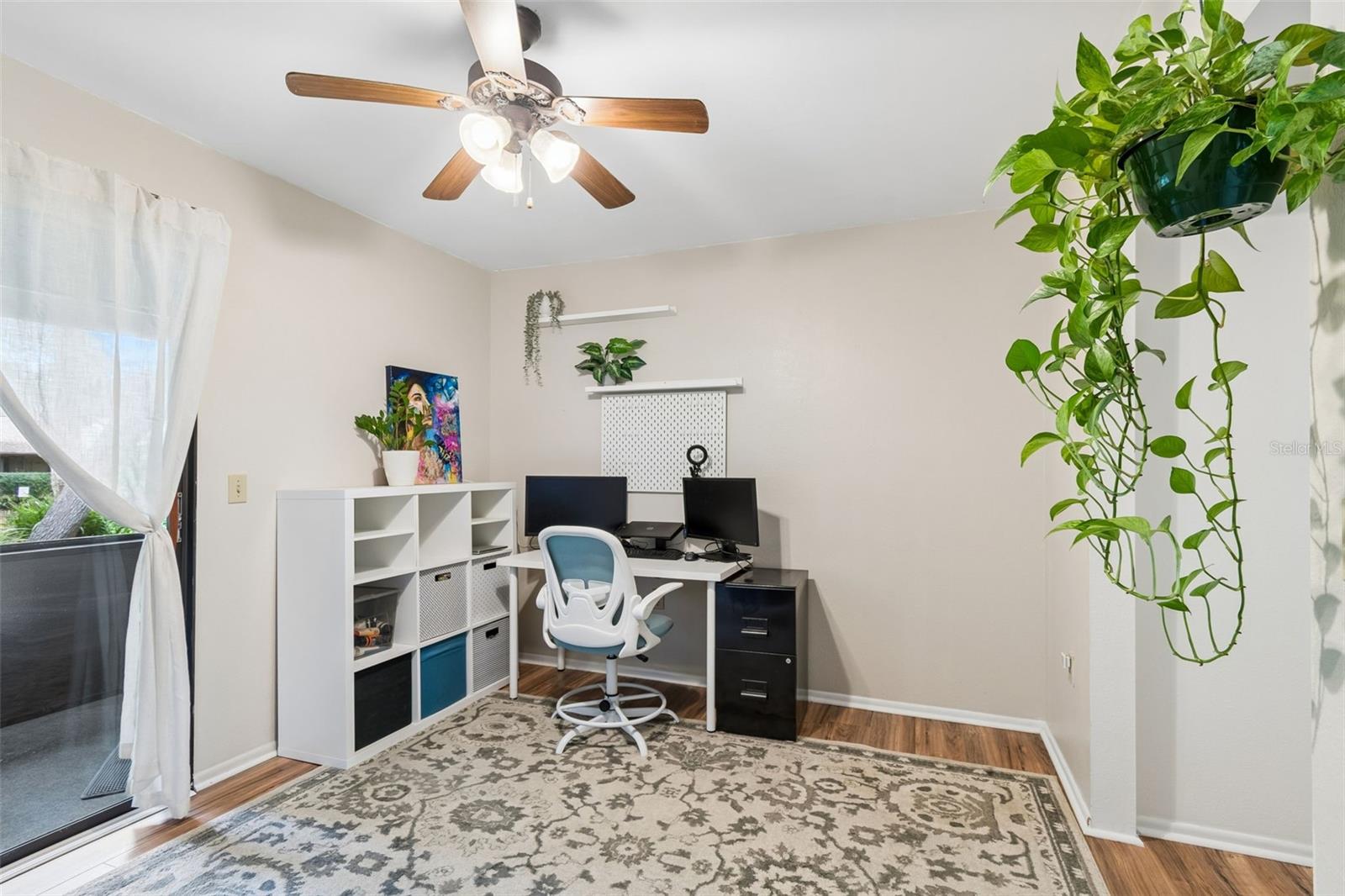 STRATHMORE GATE-EAST - Residential