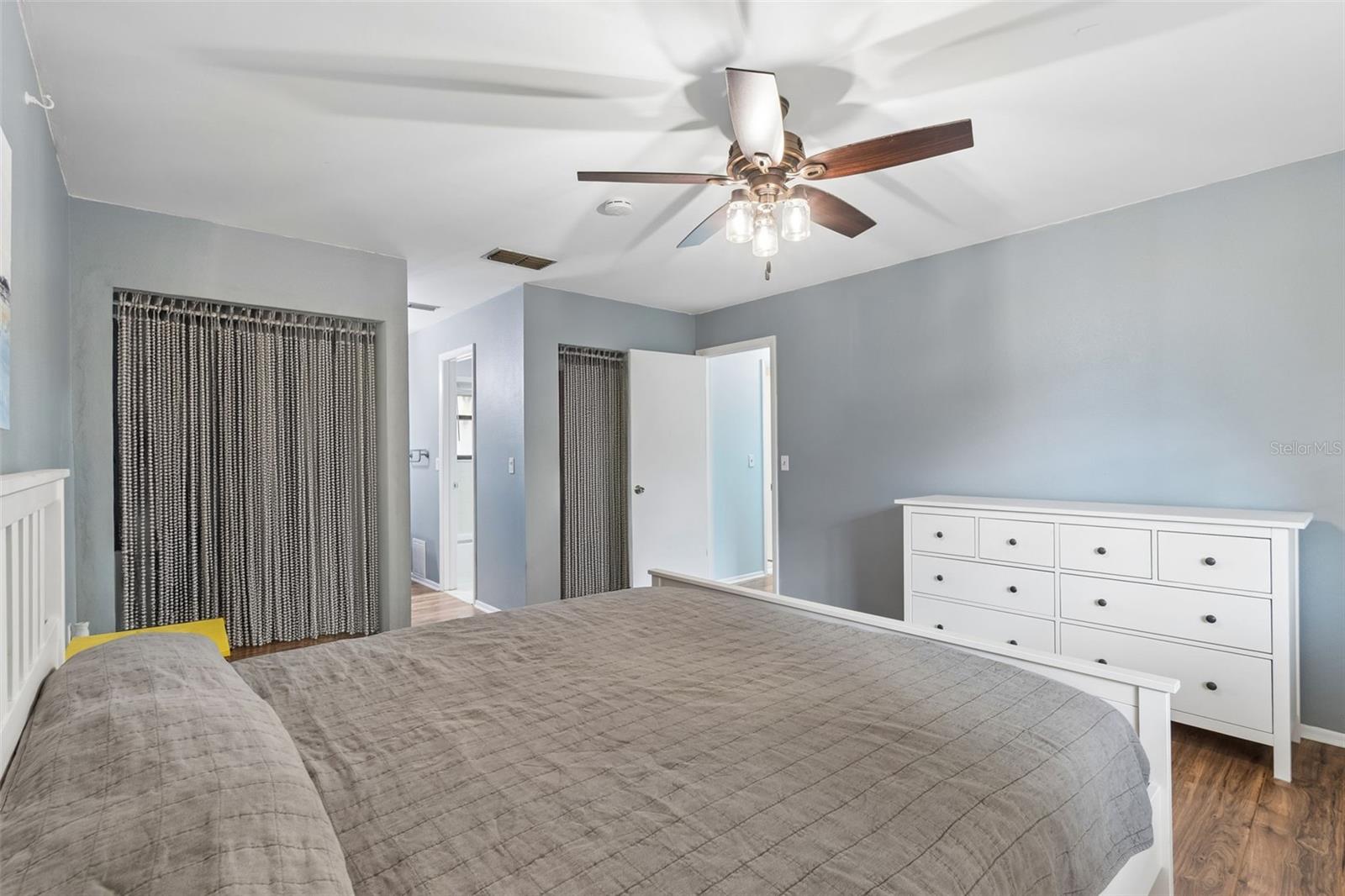 STRATHMORE GATE-EAST - Residential