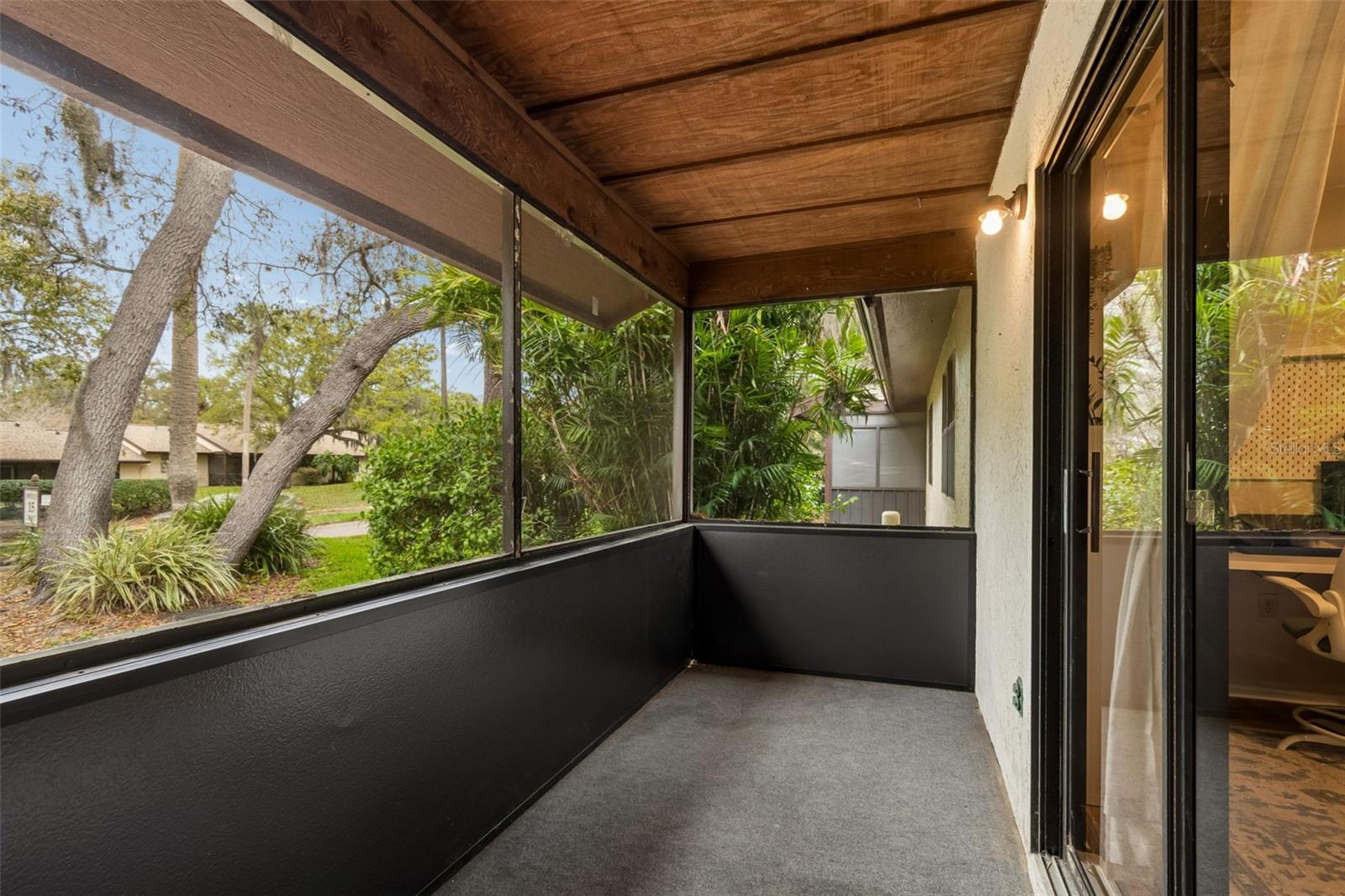 STRATHMORE GATE-EAST - Residential