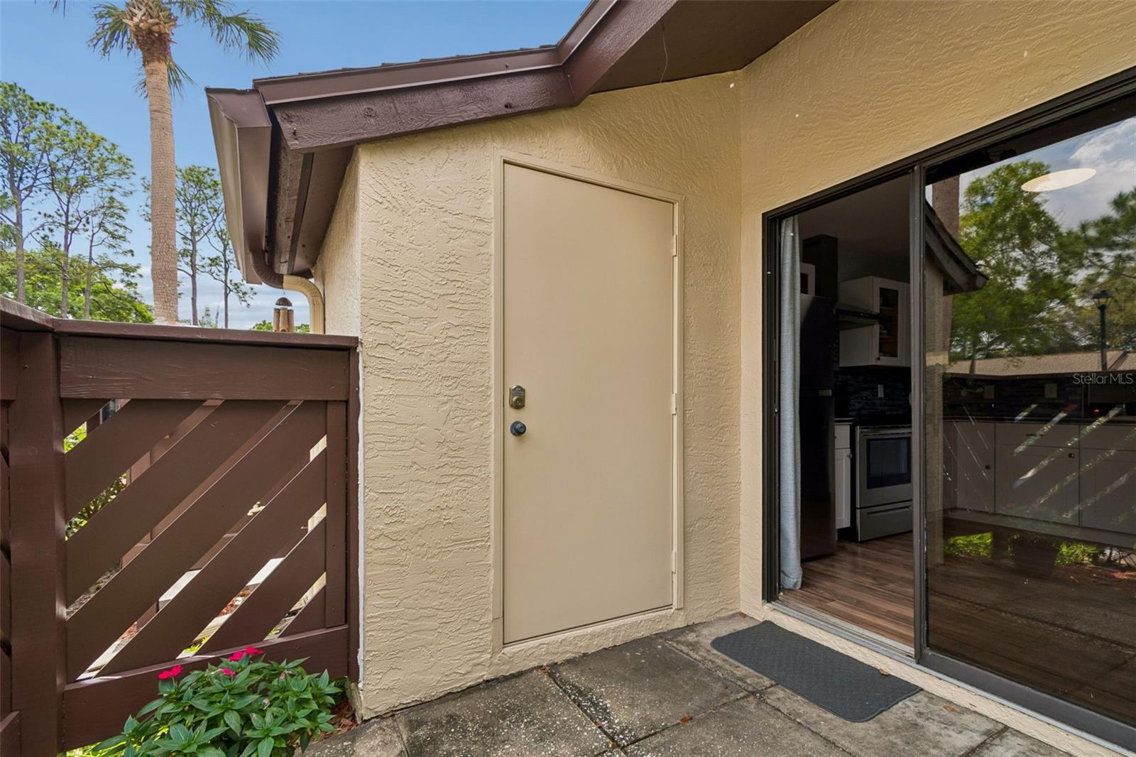 STRATHMORE GATE-EAST - Residential