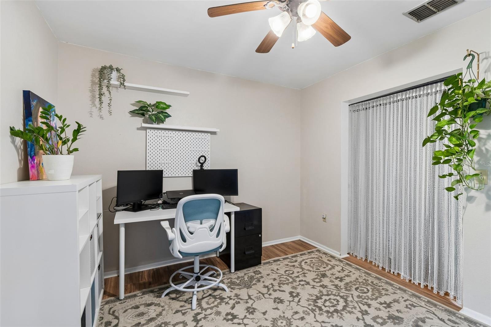 STRATHMORE GATE-EAST - Residential