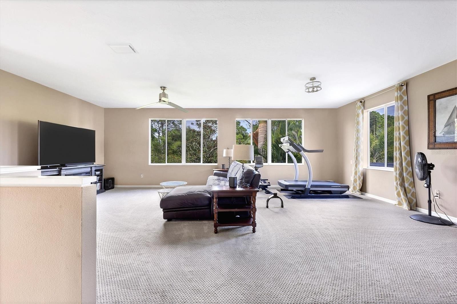 RIVER CLUB - Residential