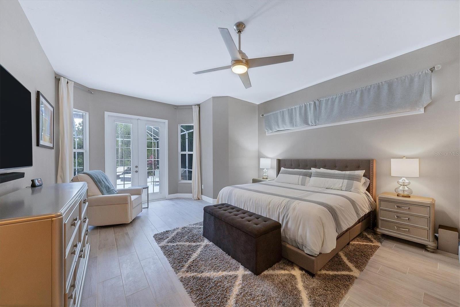 RIVER CLUB - Residential