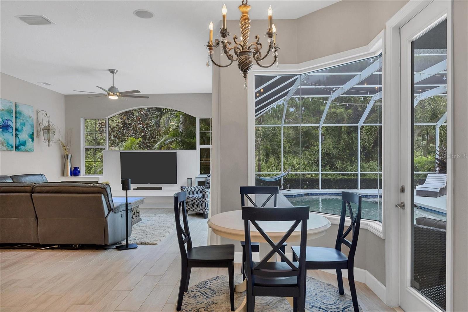 RIVER CLUB - Residential