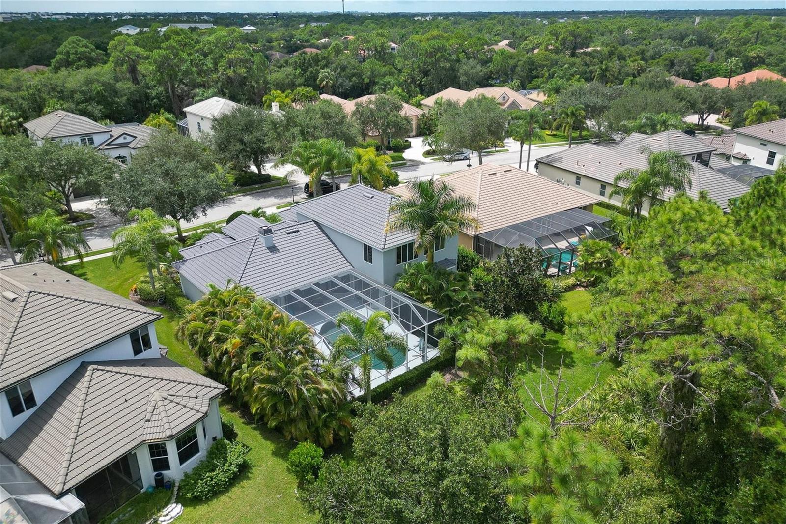 RIVER CLUB - Residential