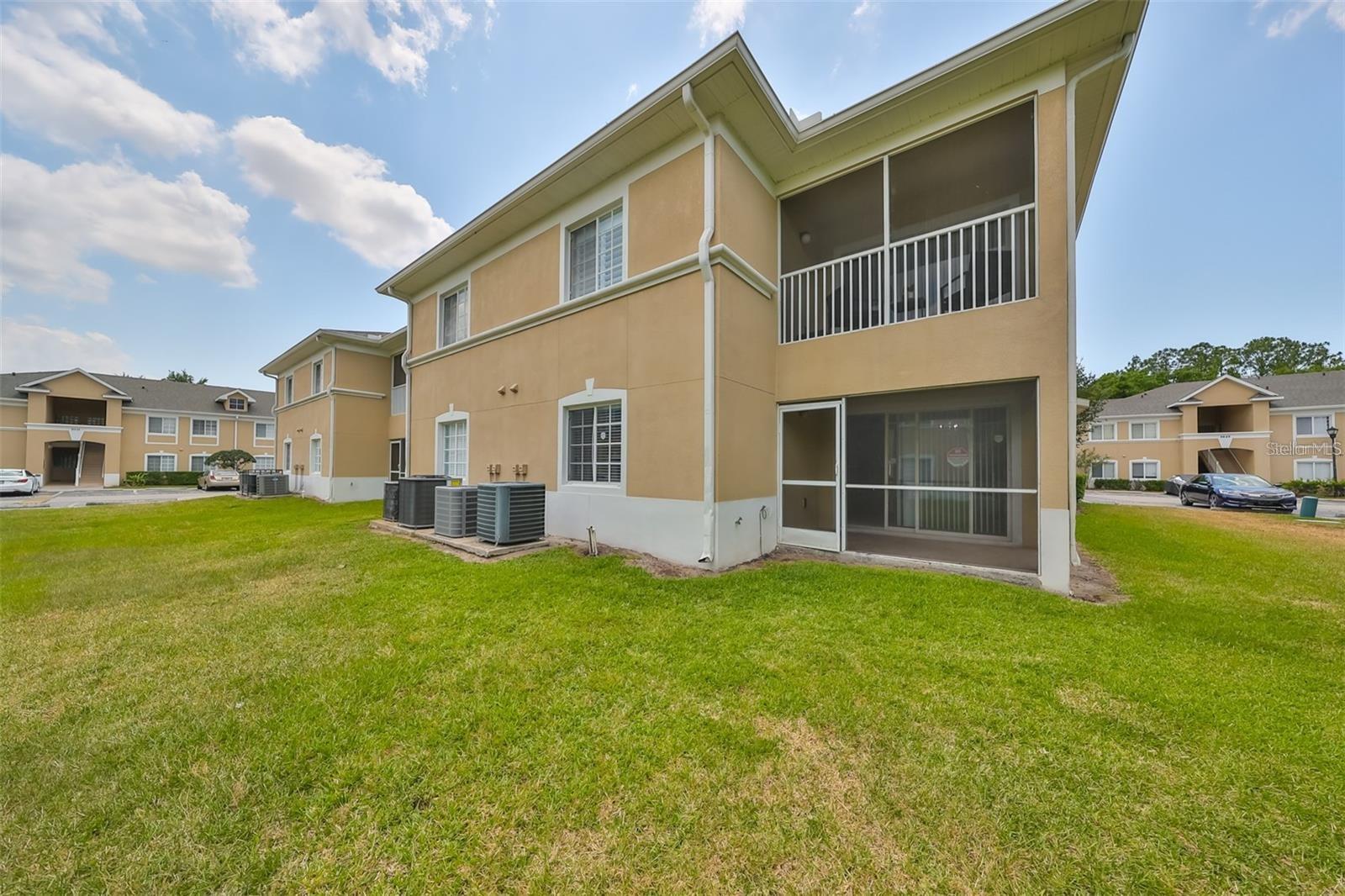 VILLAGES OF BLOOMINGDALE CONDO - Residential Lease