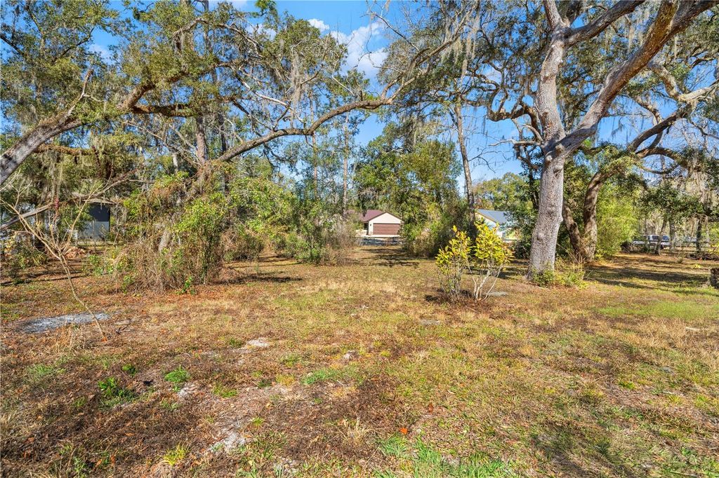 Photo of Shorewood Drive, Dade City, FL 33523 (MLS # TB8470835)
