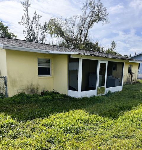 A home in PUNTA GORDA