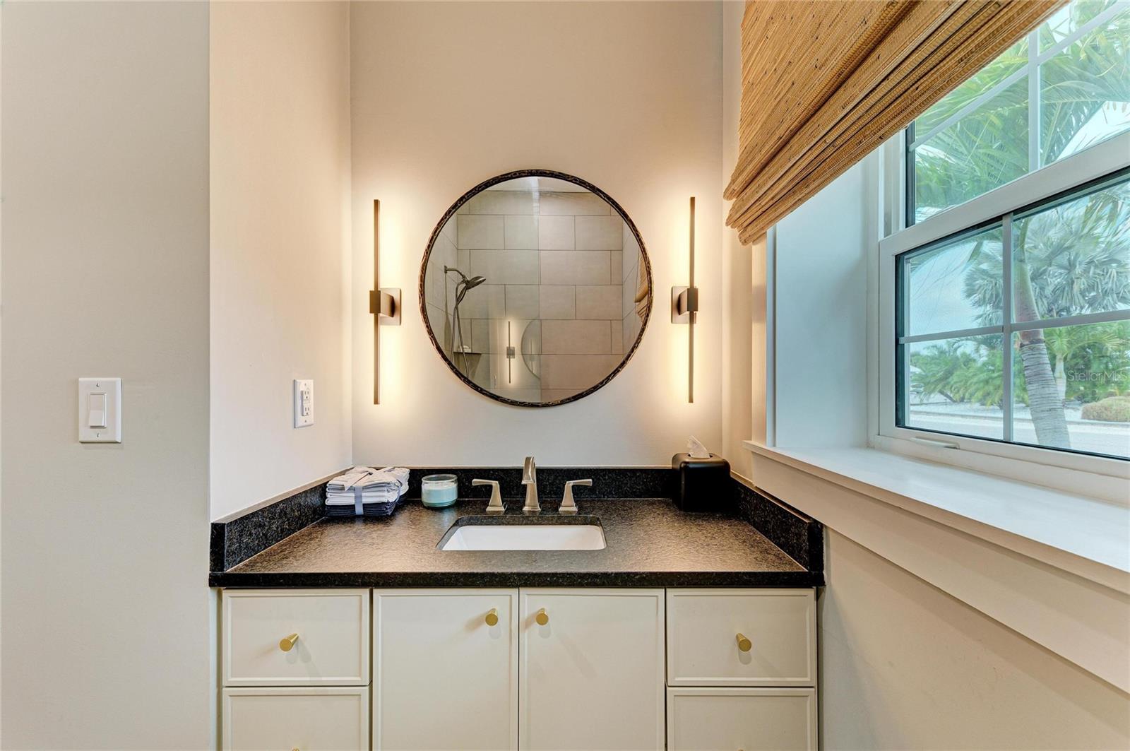 THORNTON CRK MOTORCOACH RESIDENCE - Residential