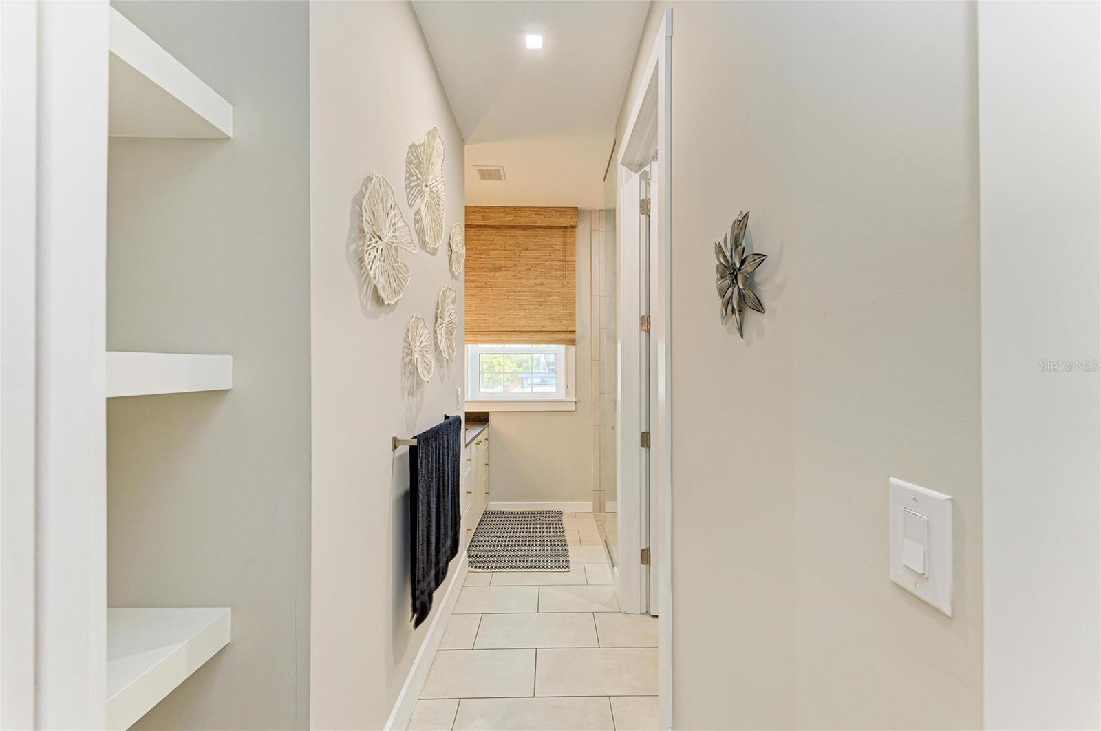 THORNTON CRK MOTORCOACH RESIDENCE - Residential