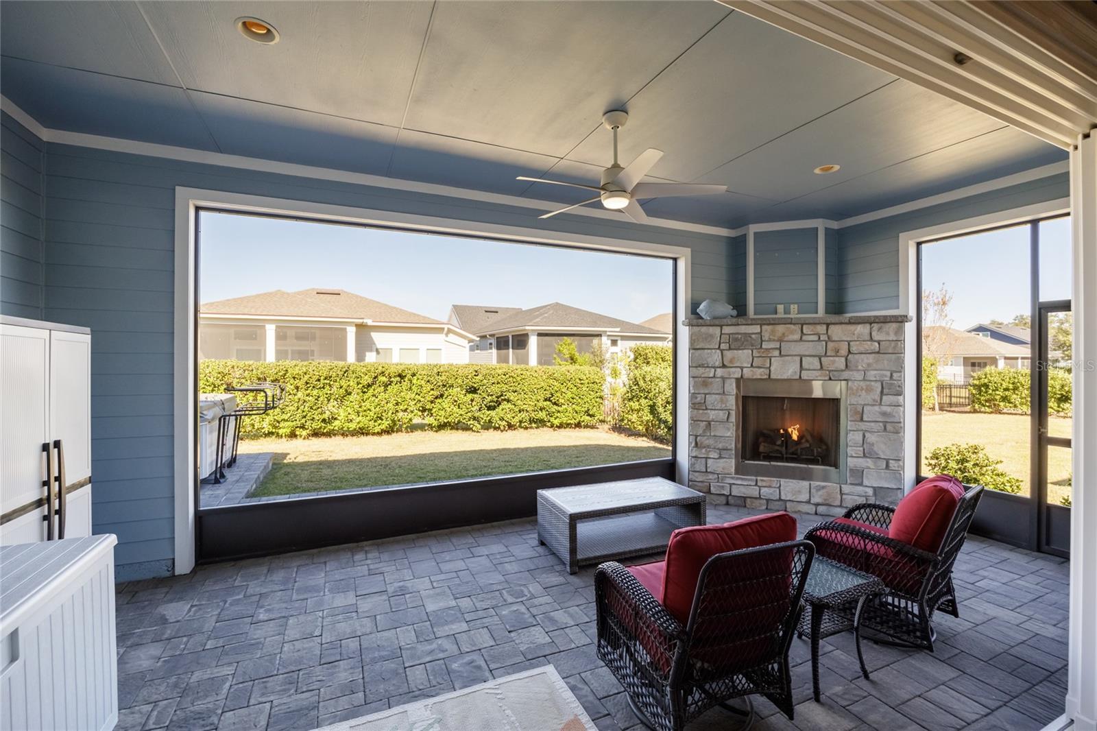 OAKMONT PH 2 PB 32 PG 30 - Residential