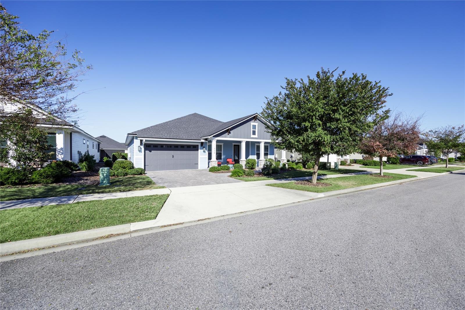 OAKMONT PH 2 PB 32 PG 30 - Residential