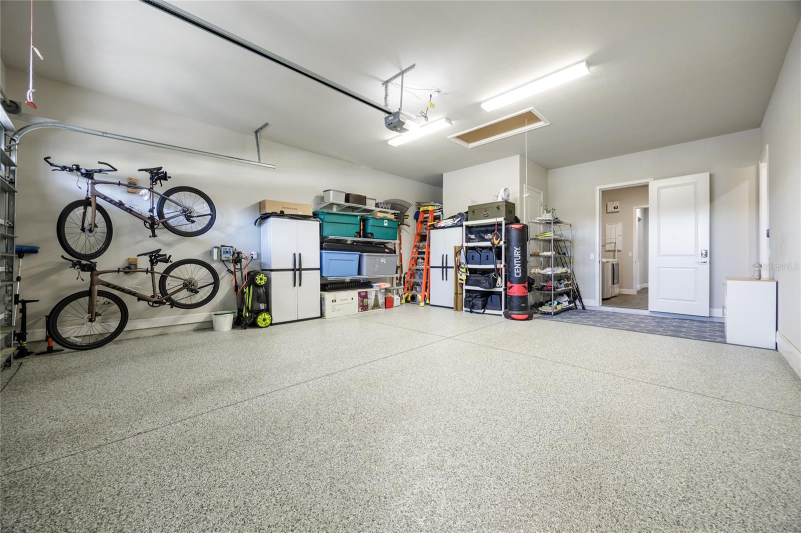 OAKMONT PH 2 PB 32 PG 30 - Residential