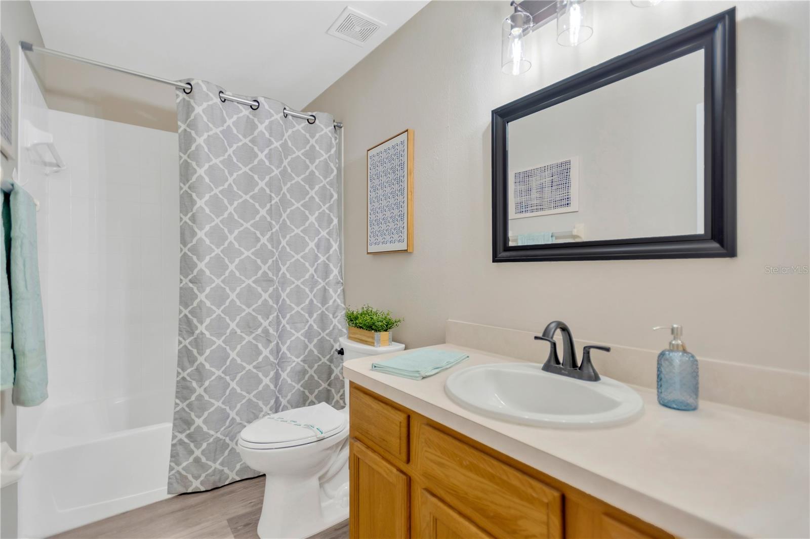 THE TWNHMS AT KENSINGTON PH - Residential