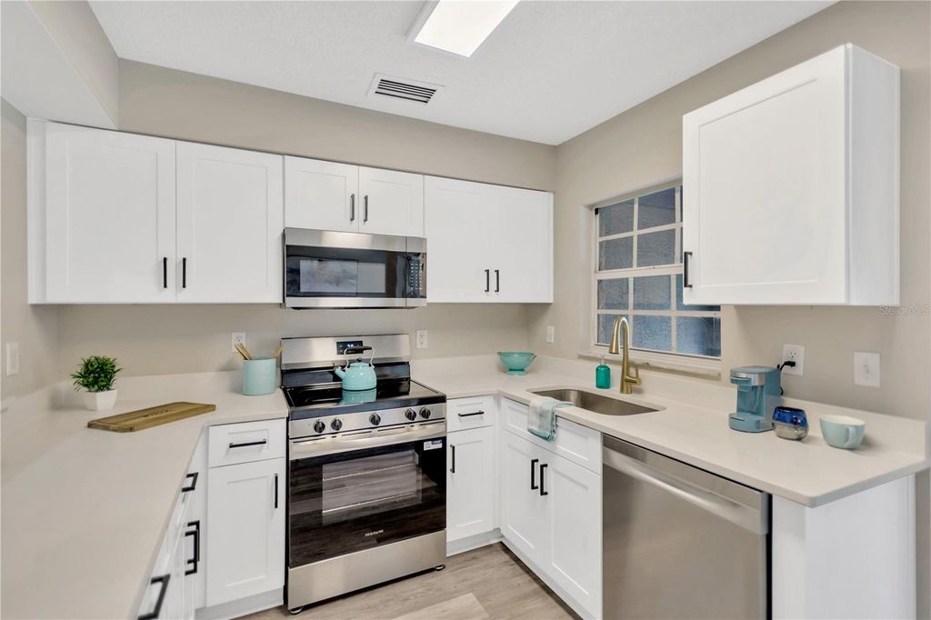 Photo of 327 Kensington Lake Circle, Brandon, FL 33511 (MLS # TB8477755)