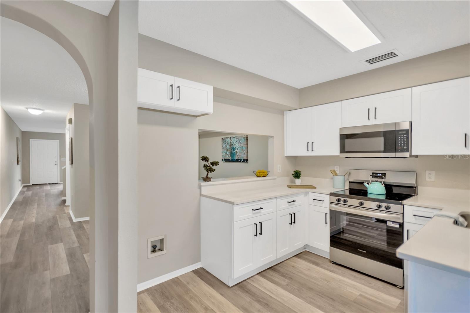 THE TWNHMS AT KENSINGTON PH - Residential