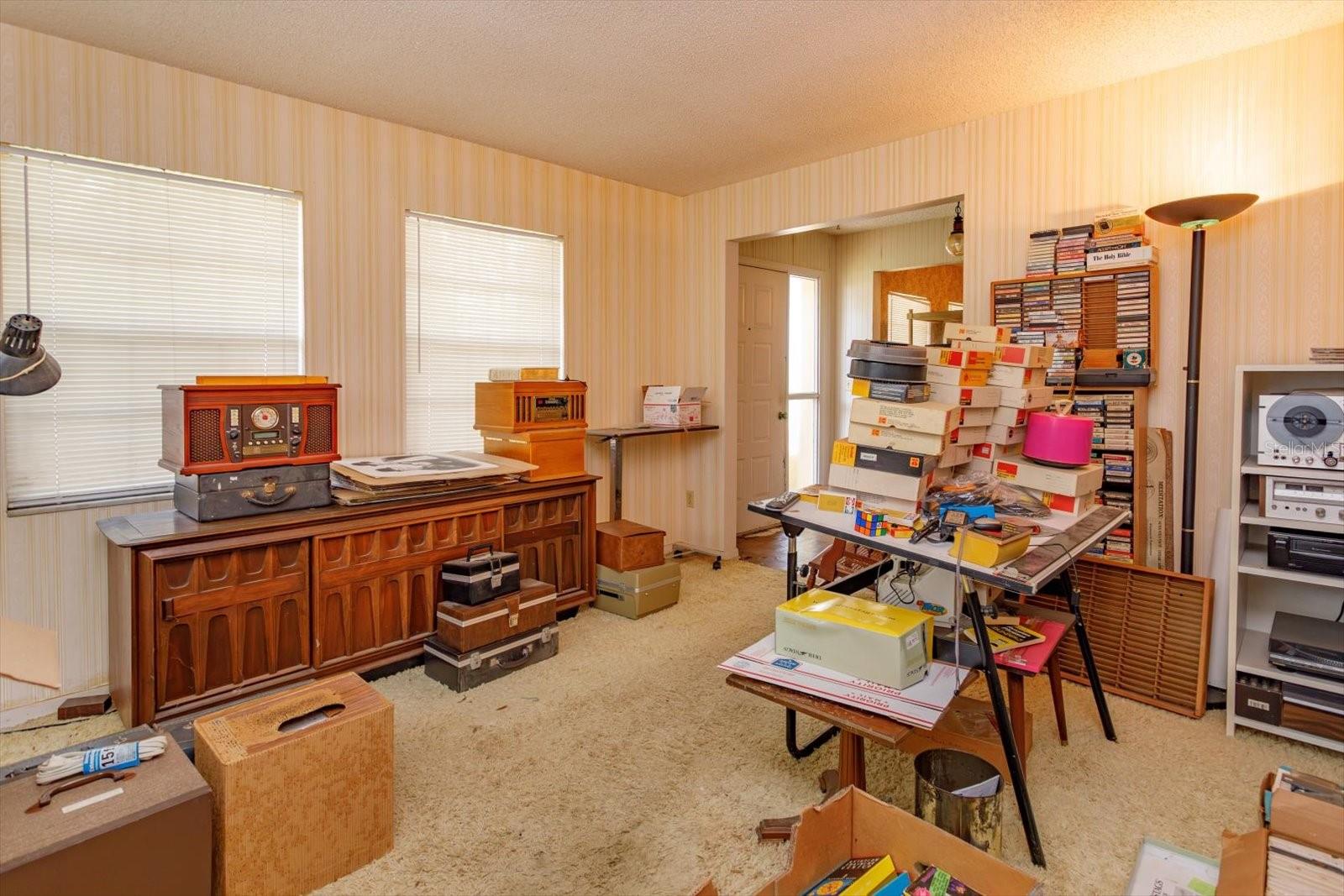 1016 CATHY DRIVE