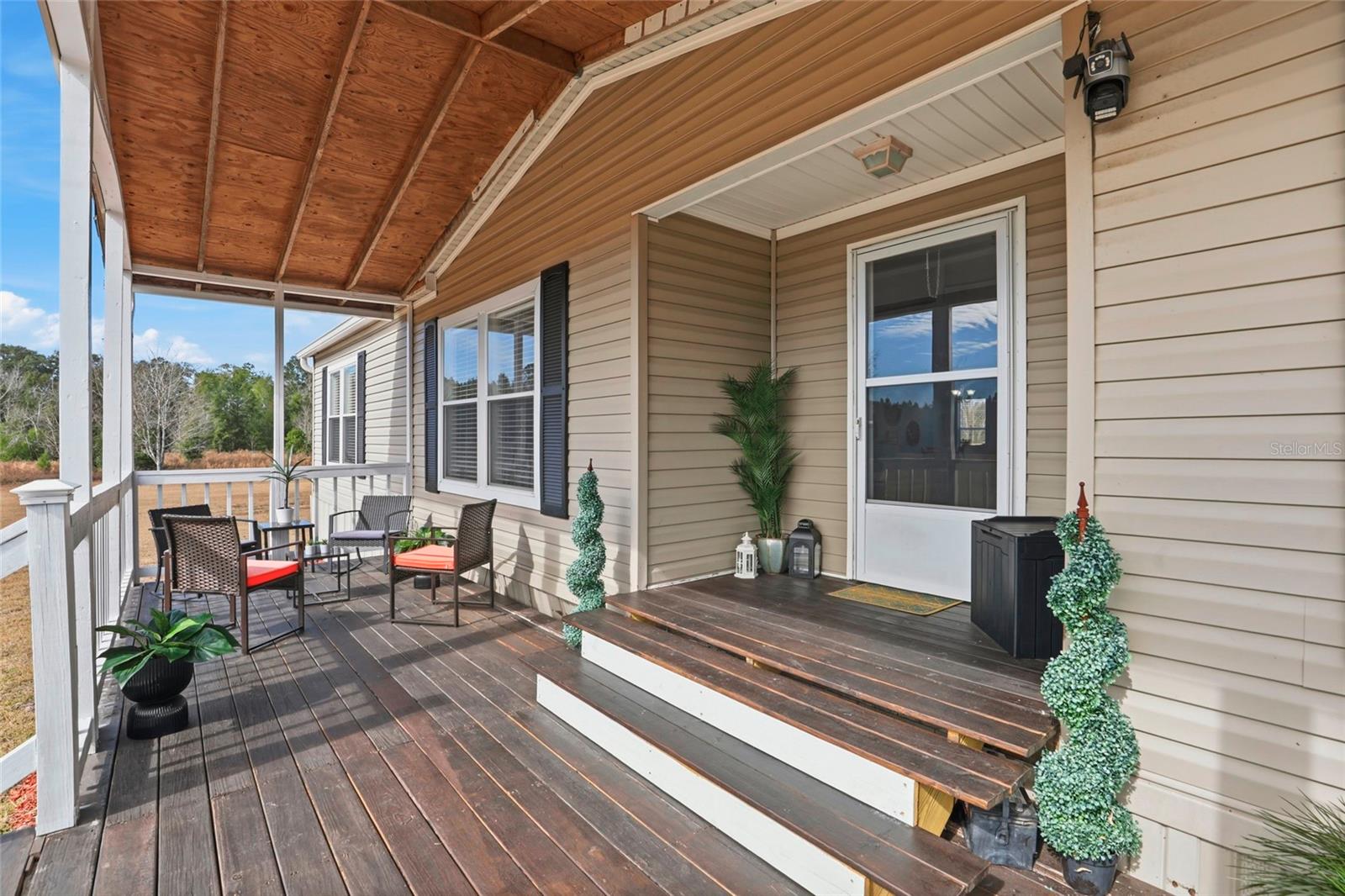 MEADOWS WEST ESTATES SUB - Residential