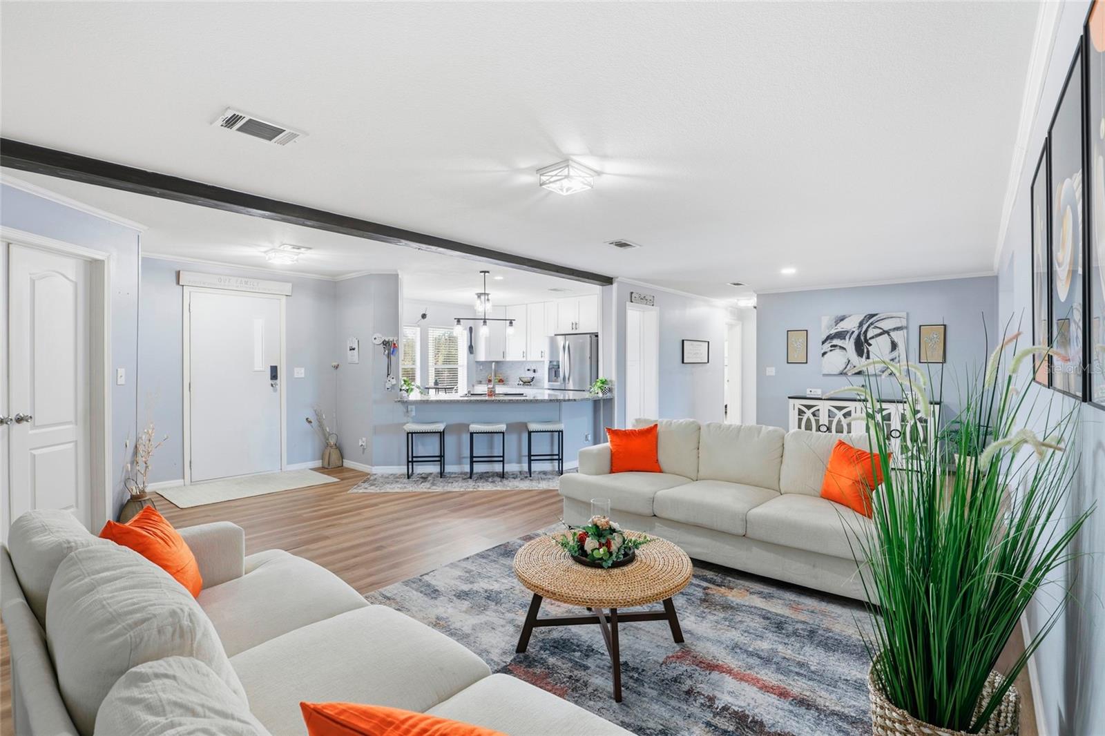 MEADOWS WEST ESTATES SUB - Residential