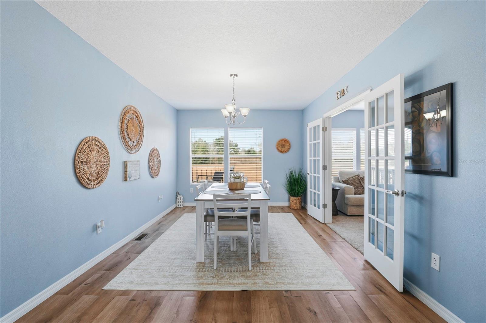 MEADOWS WEST ESTATES SUB - Residential