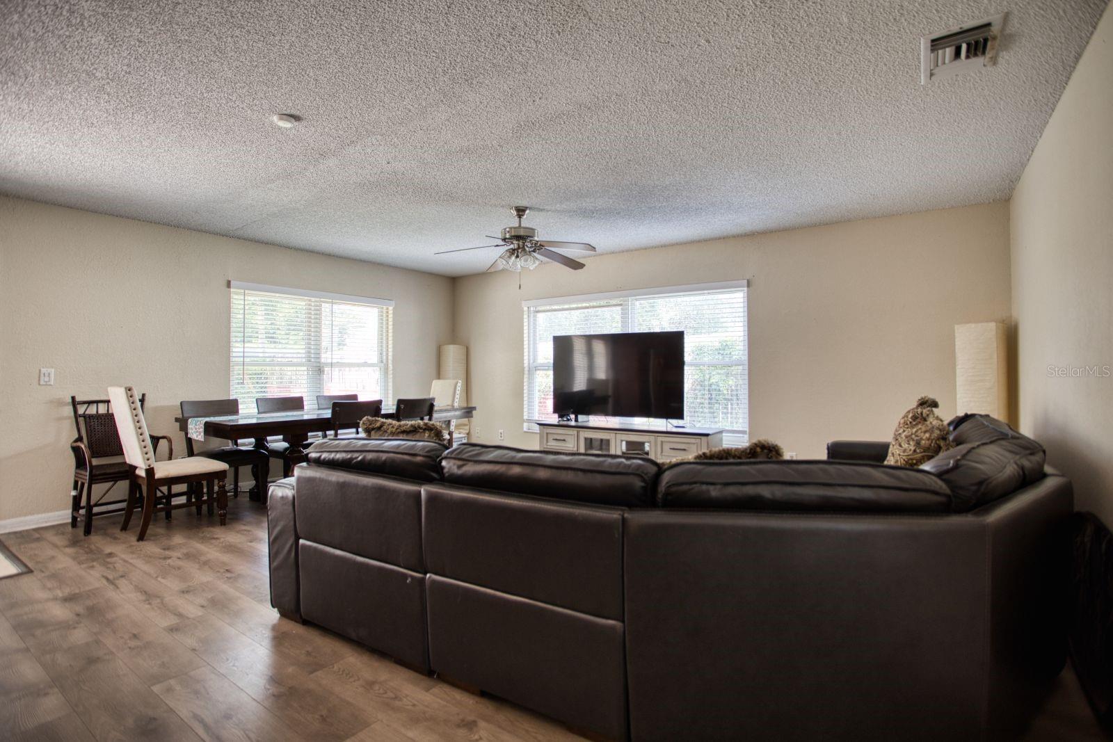 7408 NAVEL TREE COURT