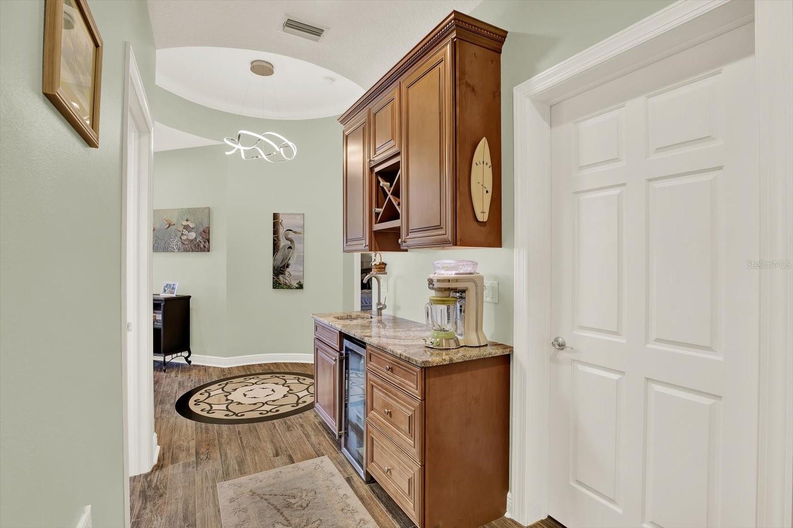 BRIGHTWATER POINT CONDO - Residential