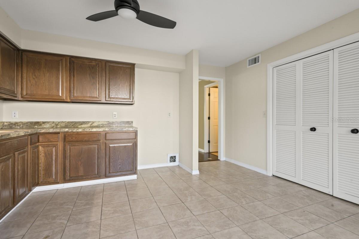 THE PARKFORD A CONDO - Residential