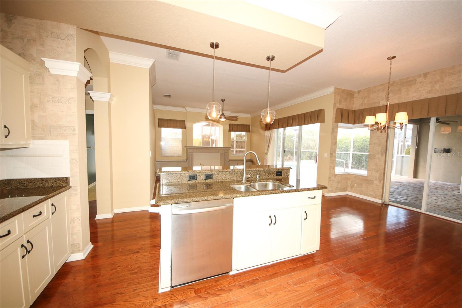 THE ESTATES - Residential