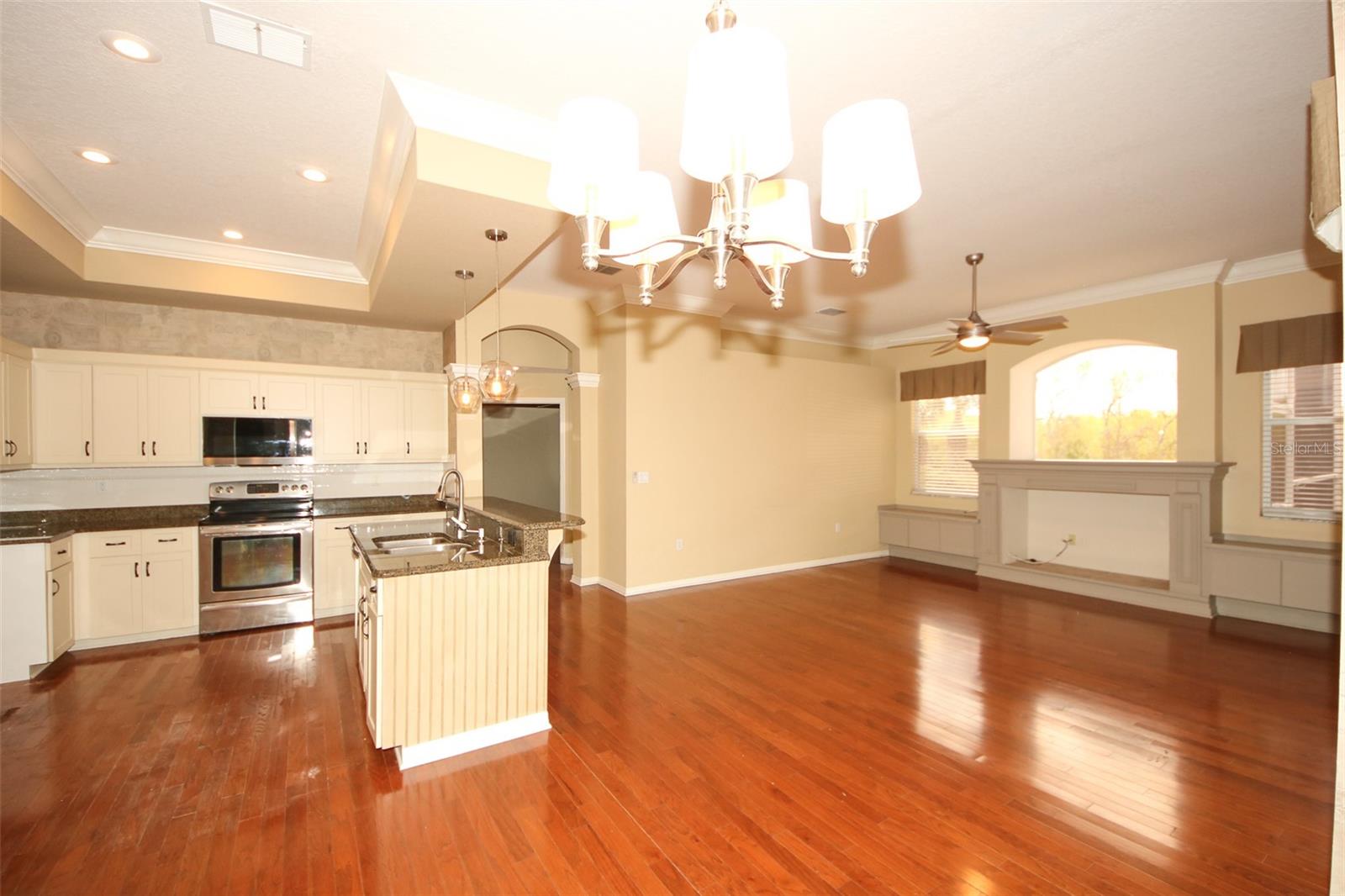 THE ESTATES - Residential