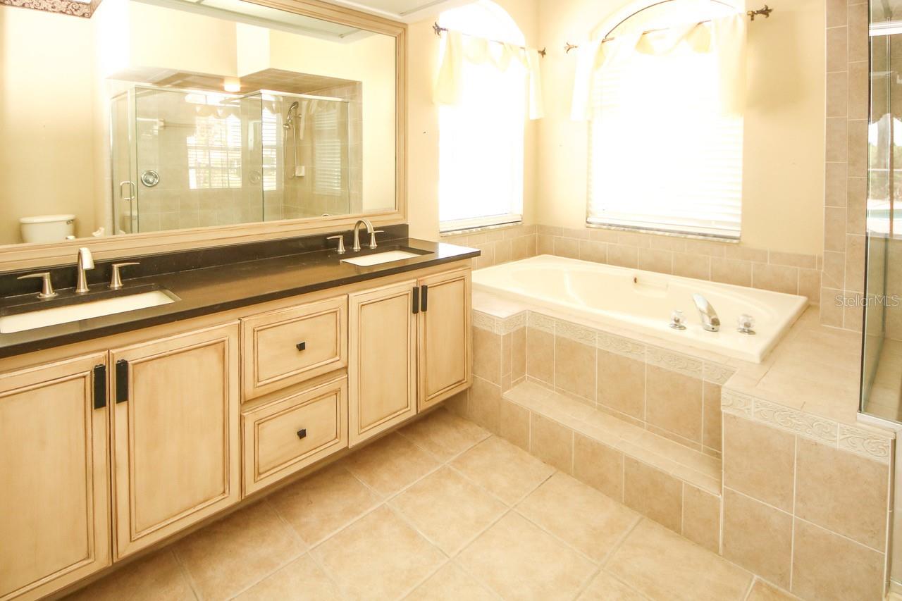 THE ESTATES - Residential