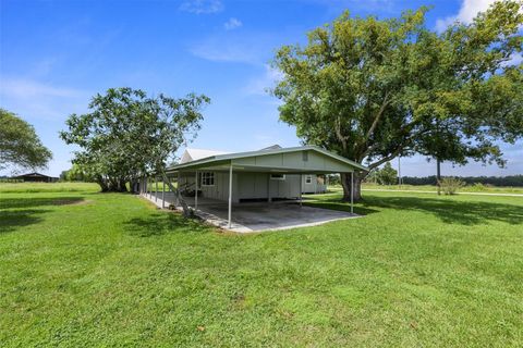 A home in BOWLING GREEN