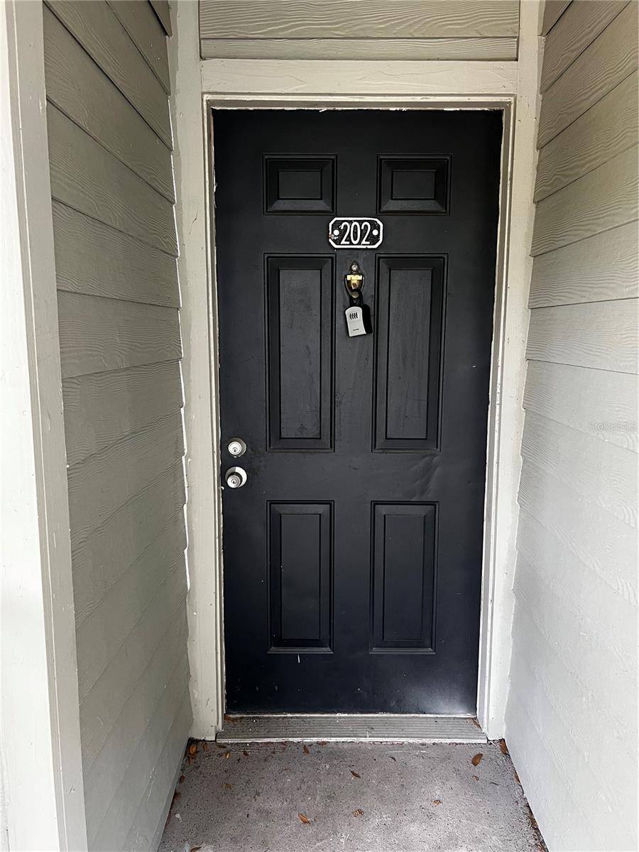 CENTRAL PARK METROWEST CONDO - Residential